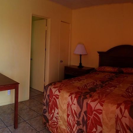 Twi Light Motel Holly Hill エクステリア 写真