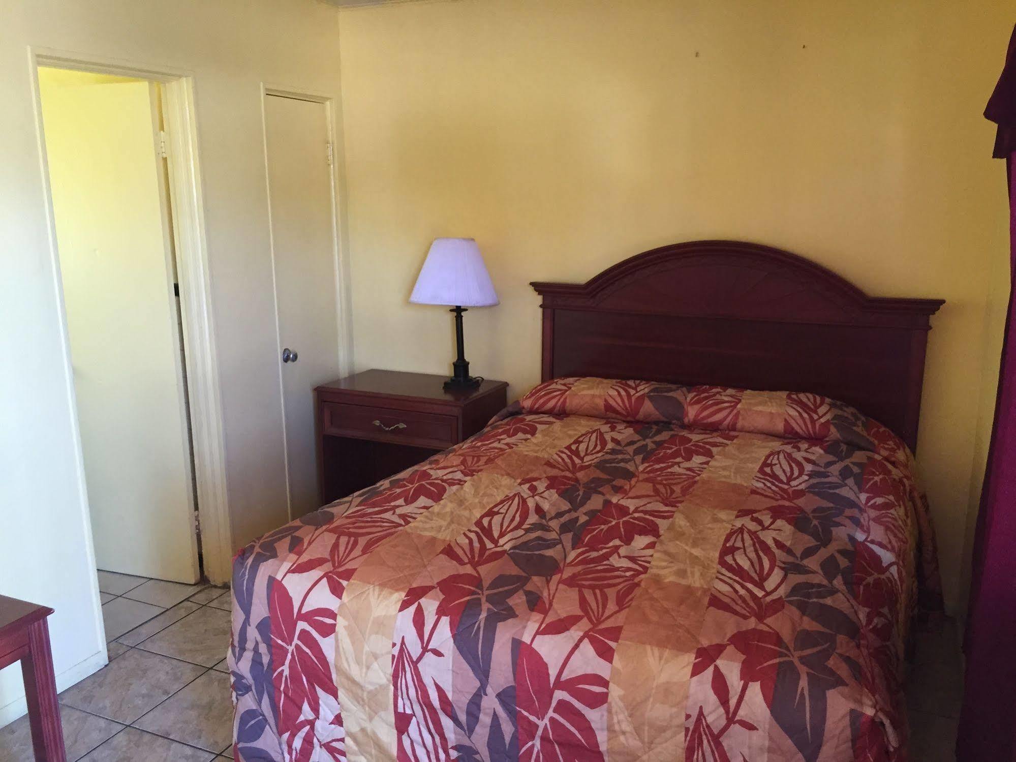 Twi Light Motel Holly Hill エクステリア 写真